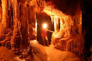 La speleologie dans la vallee de l Herault avec le Bureau des Moniteurs de la Vallee de l Herault Spelologie